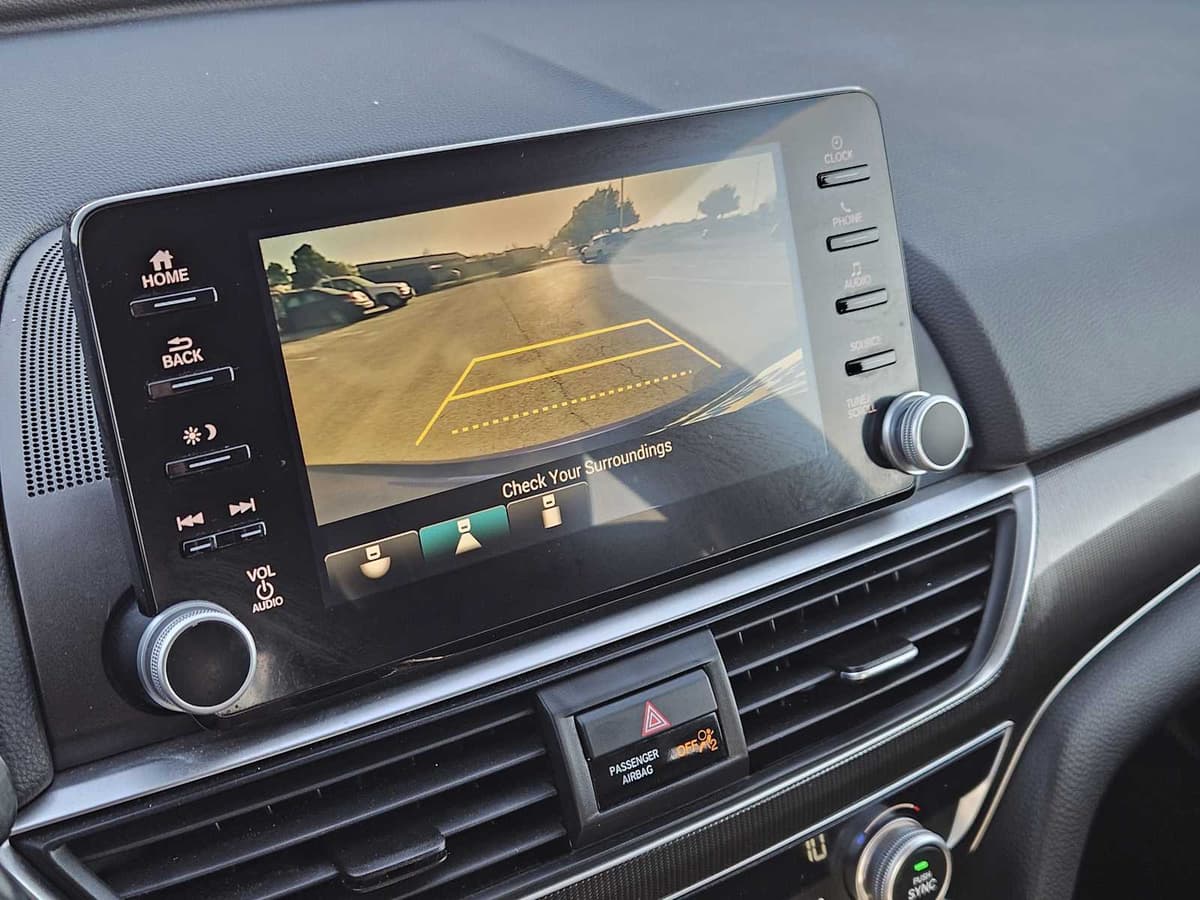 2019 Honda Accord Sedan - Image 18