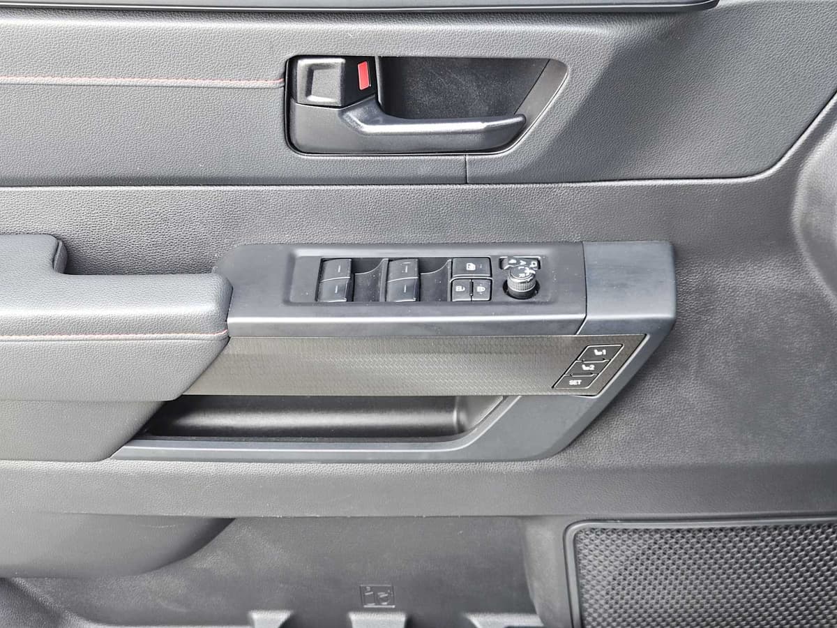 2024 Toyota Sequoia - Image 21