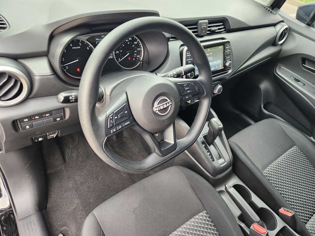 2024 Nissan Versa - Image 2