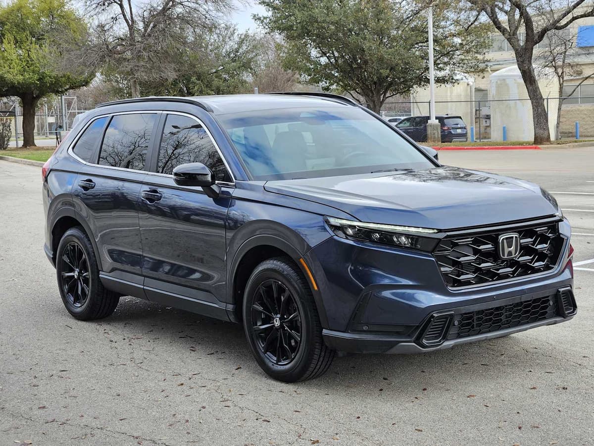 2024 Honda CR-V Hybrid - Image 3