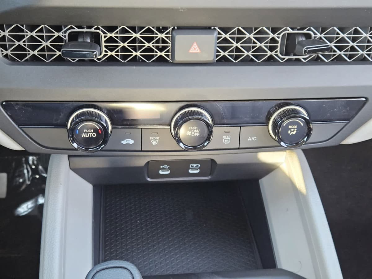 2025 Honda Accord - Image 16