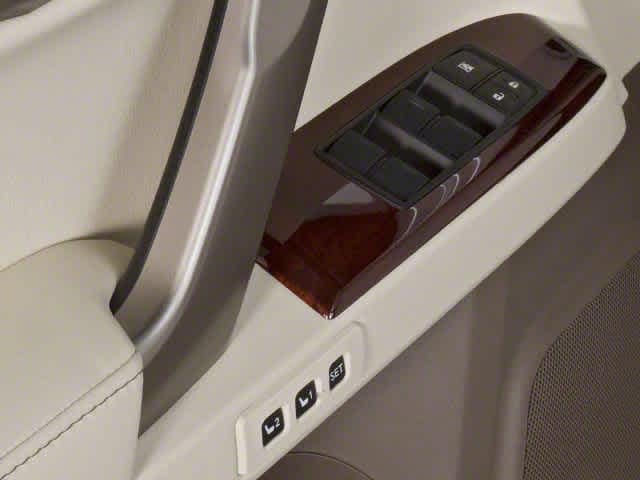 2013 LEXUS GX 460 - Image 18