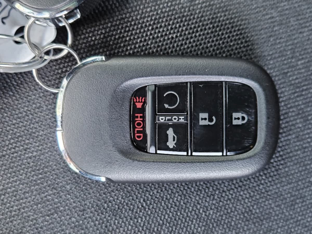 2025 Honda Civic Hybrid - Image 26