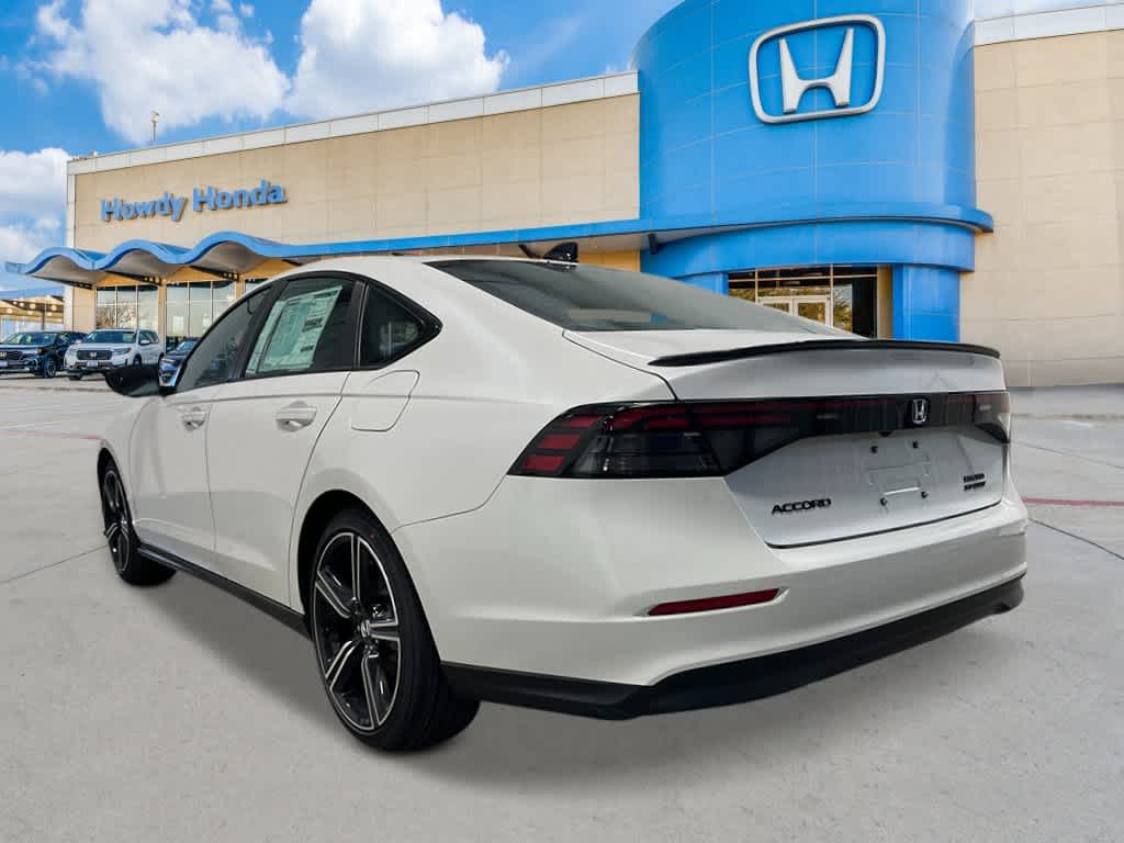 2026 Honda Accord Hybrid - Image 3
