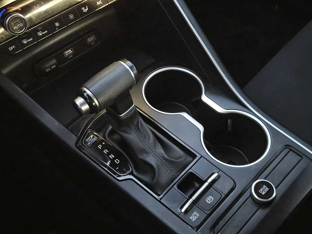 2022 Kia K5 - Image 20