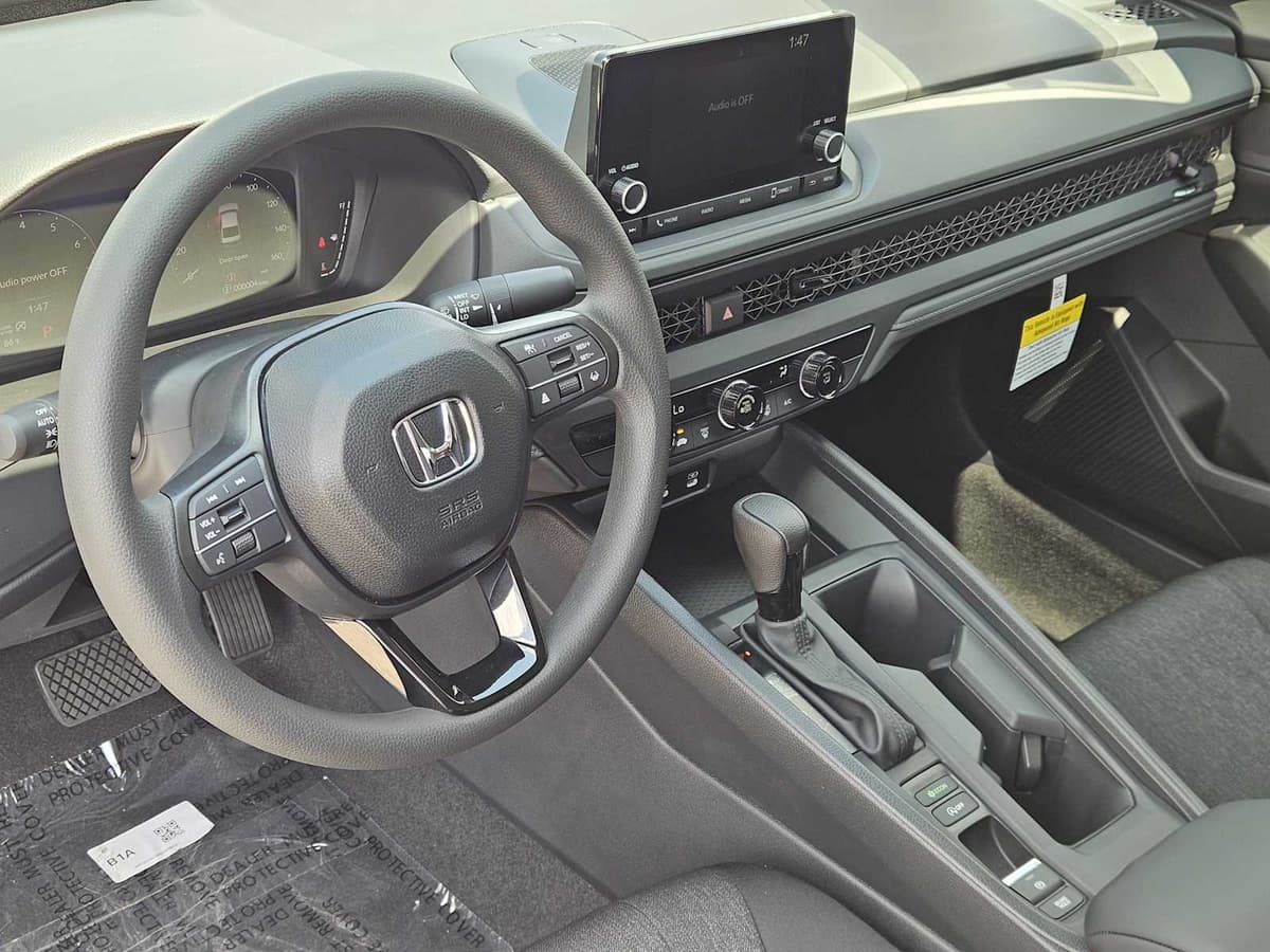 2025 Honda Accord - Image 2