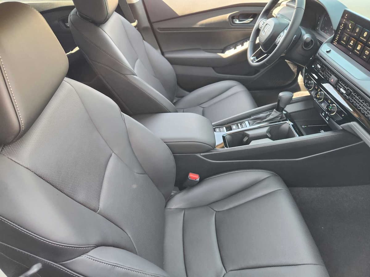 2026 Honda Accord Hybrid - Image 13