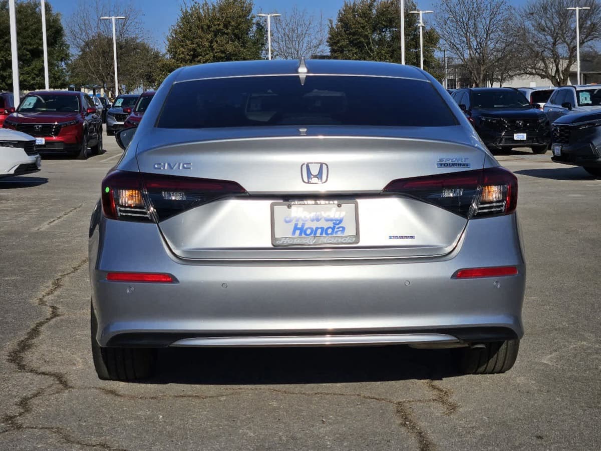 2026 Honda Civic Hybrid - Image 5