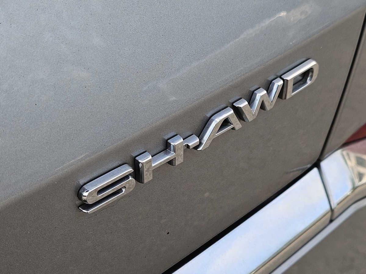 2023 Acura MDX - Image 12