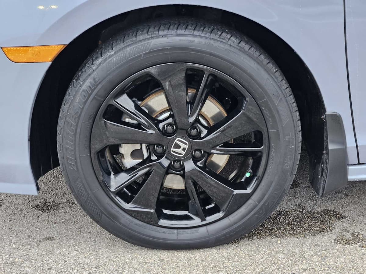 2023 Honda Odyssey - Image 9