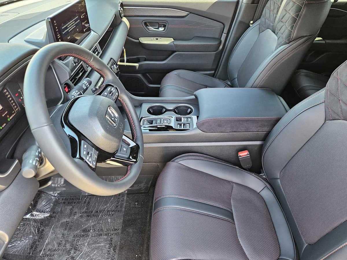 2026 Honda Pilot - Image 11