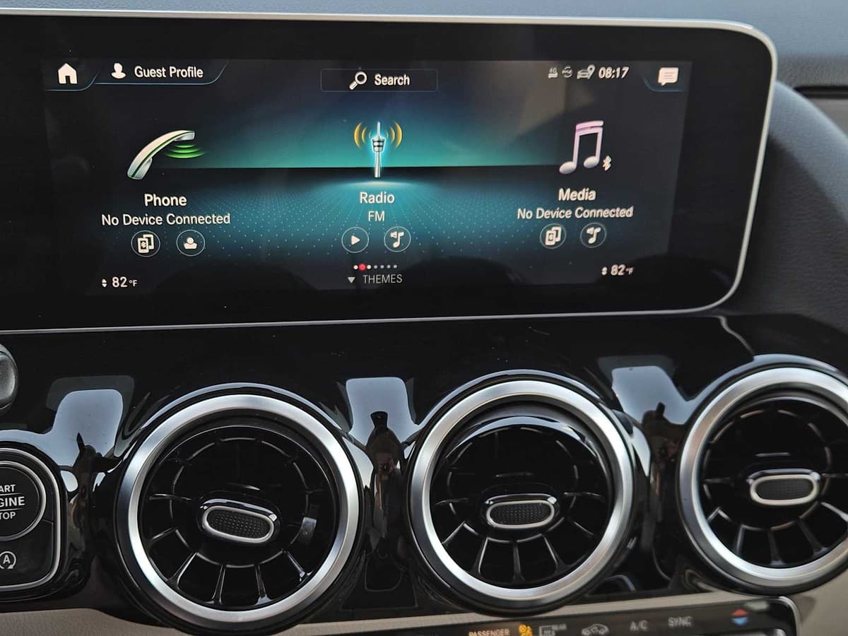 2021 Mercedes-Benz GLA 250 - Image 16