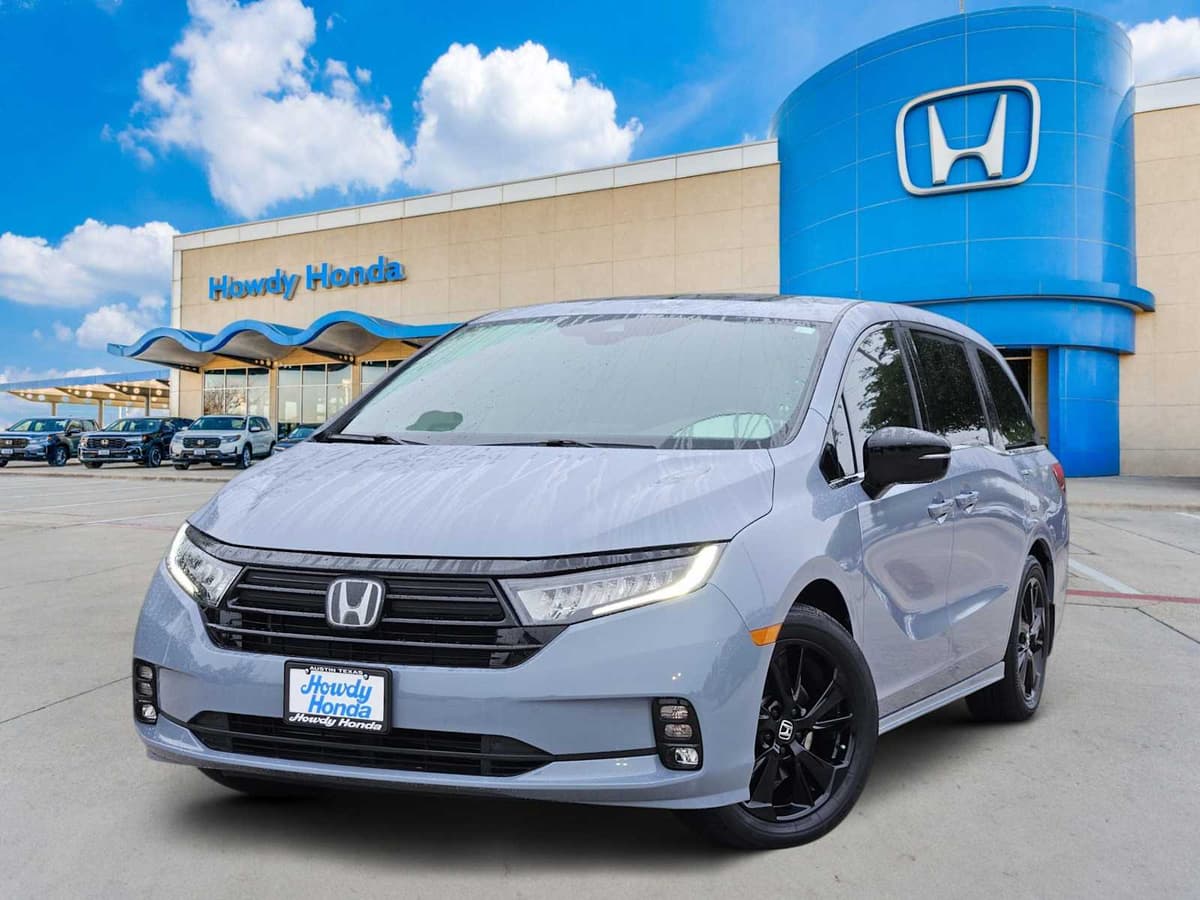 2023 Honda Odyssey - Image 1