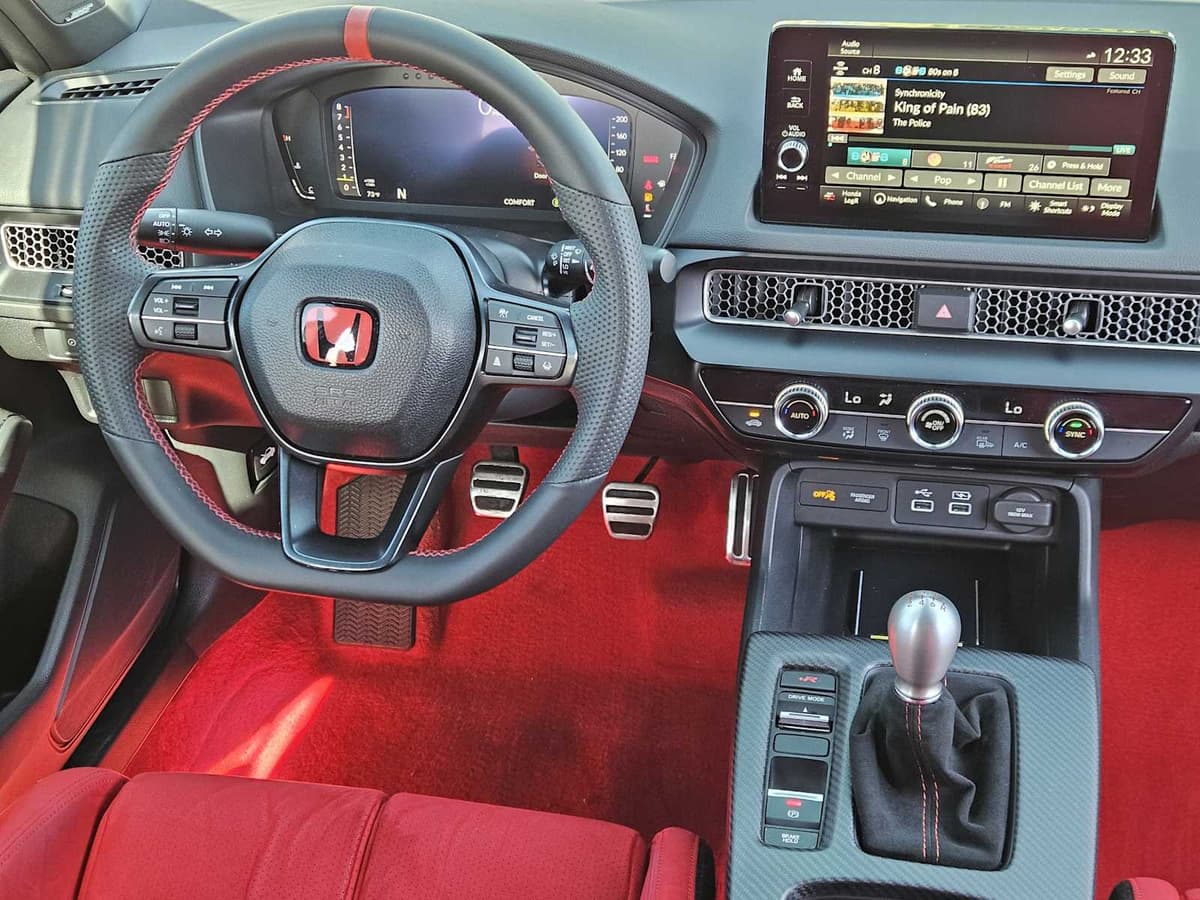 2024 Honda Civic - Image 24