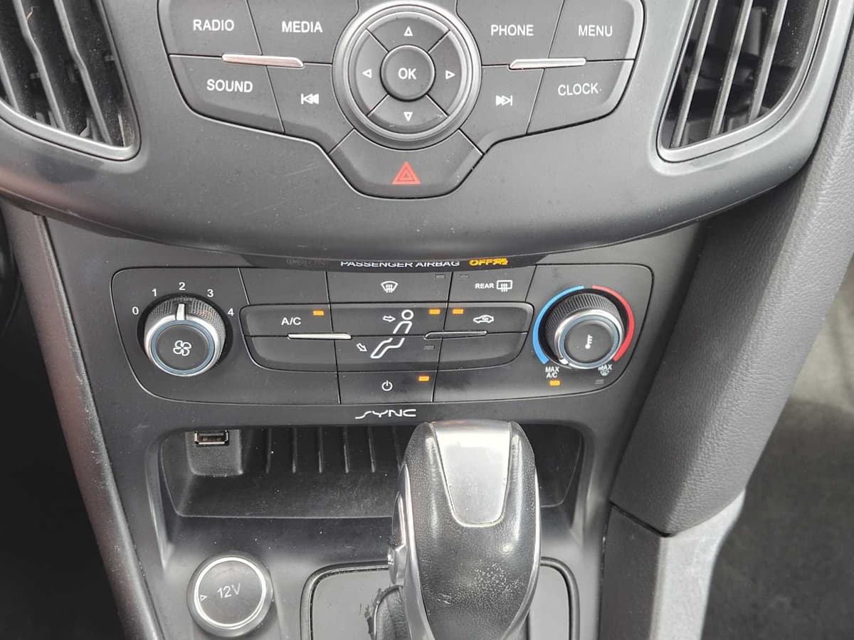 2016 Ford Focus - Image 19