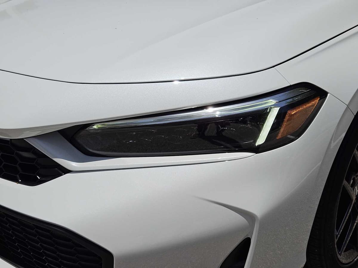 2026 Honda Civic Hybrid - Image 7