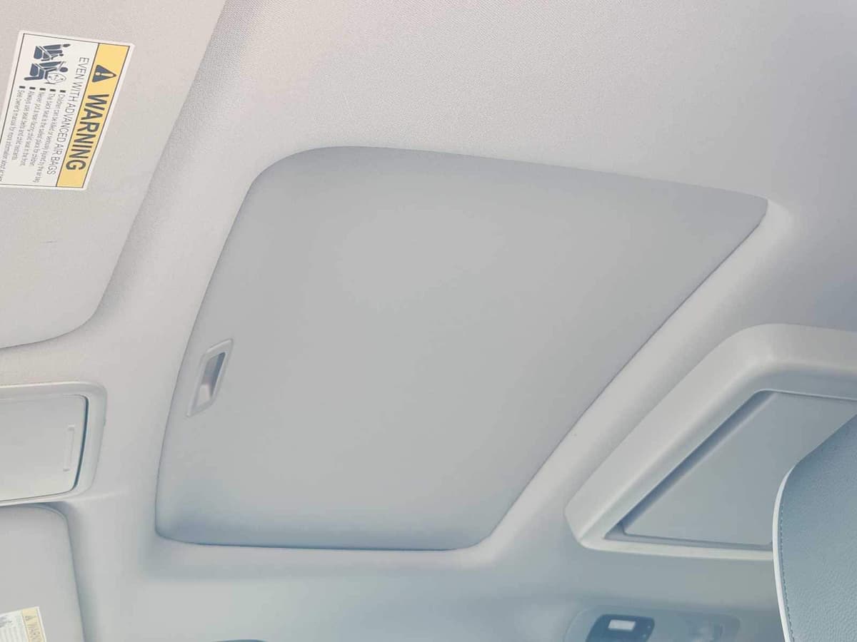 2026 Honda Odyssey - Image 25