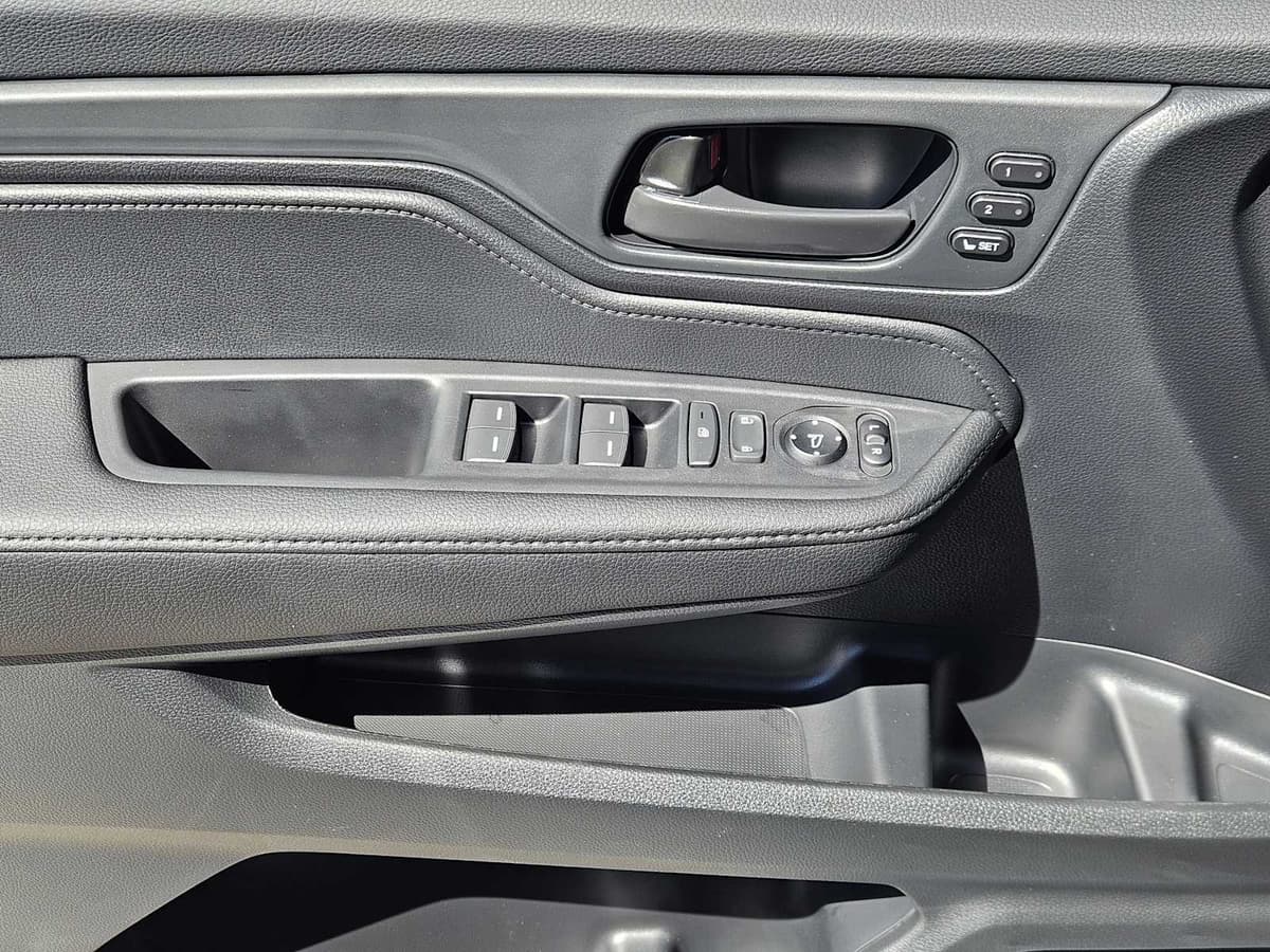 2026 Honda Odyssey - Image 19