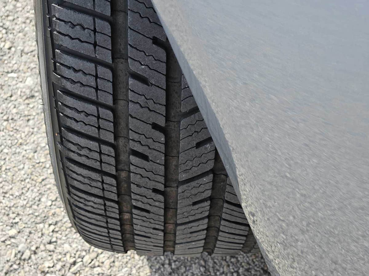 2009 BMW 335i xDrive - Image 10