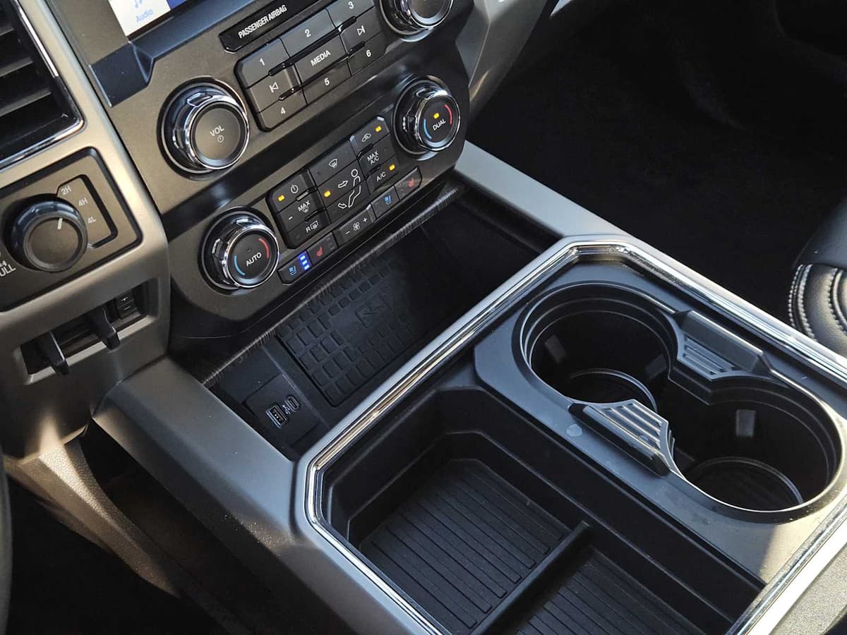 2021 Ford Super Duty F-250 Pickup - Image 20