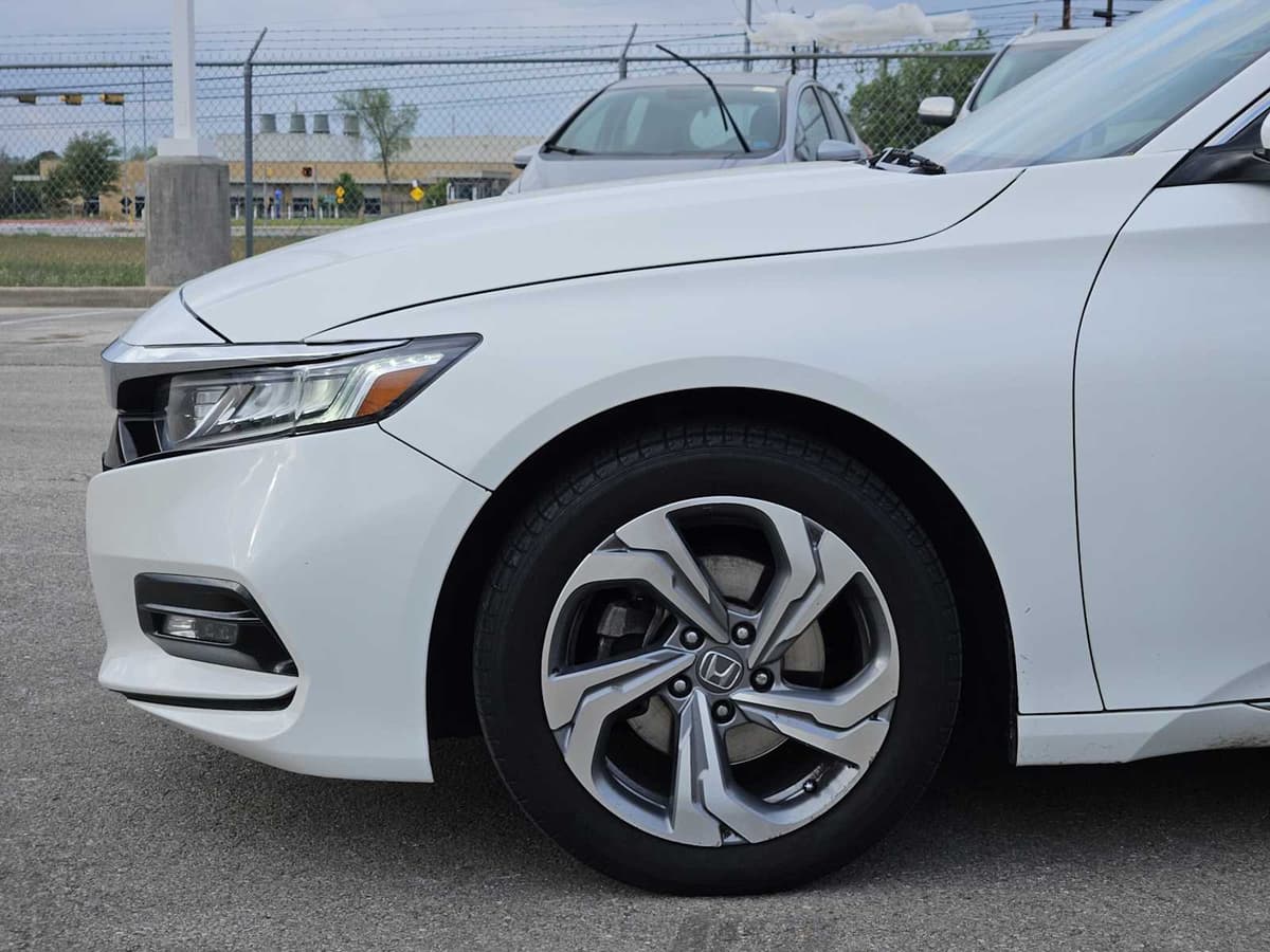 2020 Honda Accord Sedan - Image 8