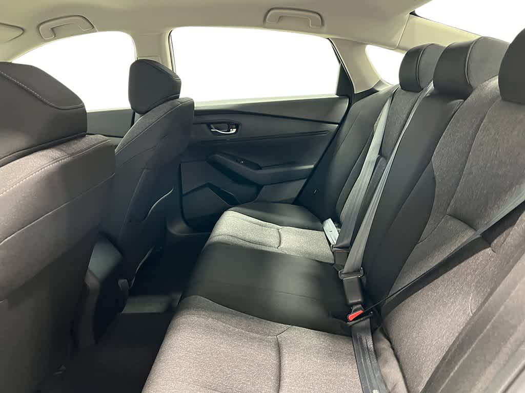 2025 Honda Accord - Image 27