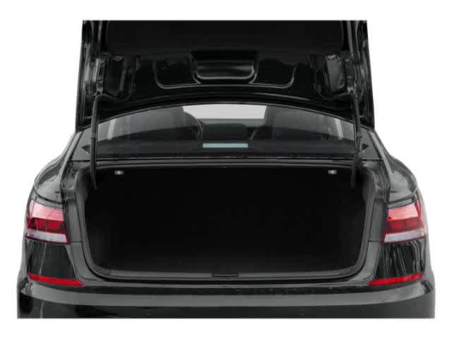 2022 Volkswagen Passat - Image 10