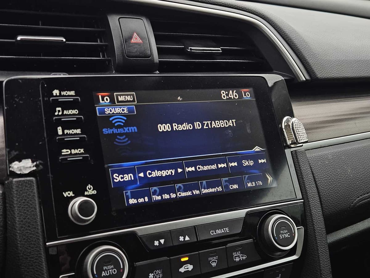 2020 Honda Civic Sedan - Image 16