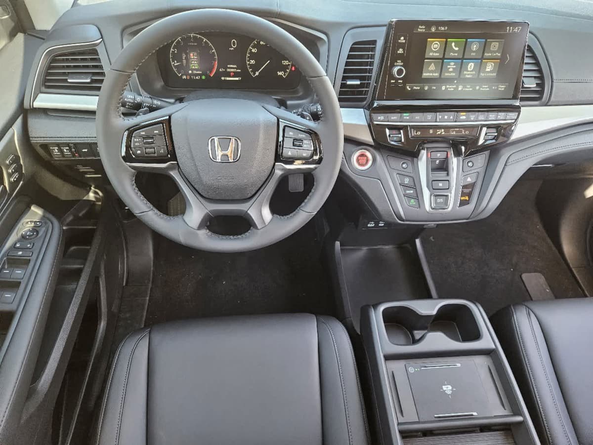 2026 Honda Odyssey - Image 22