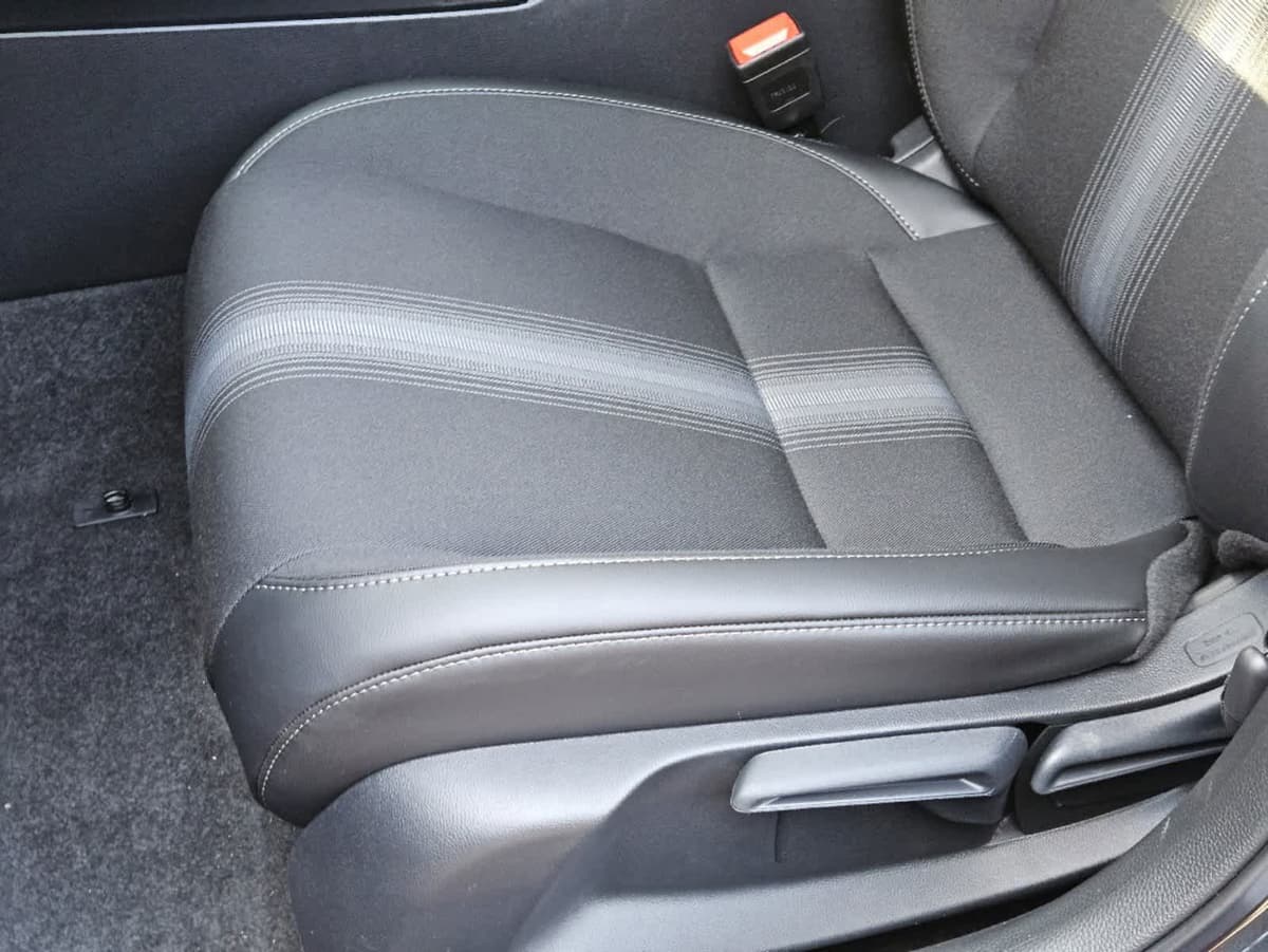 2025 Honda Civic Hybrid - Image 19