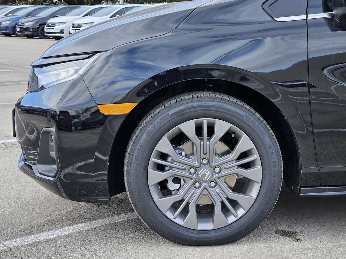 2026 Honda Odyssey - Image 7