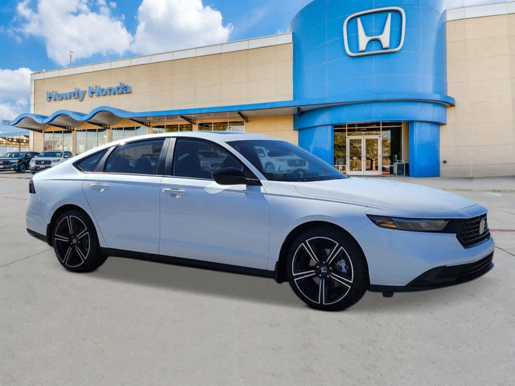 2026 Honda Accord Hybrid - Image 7