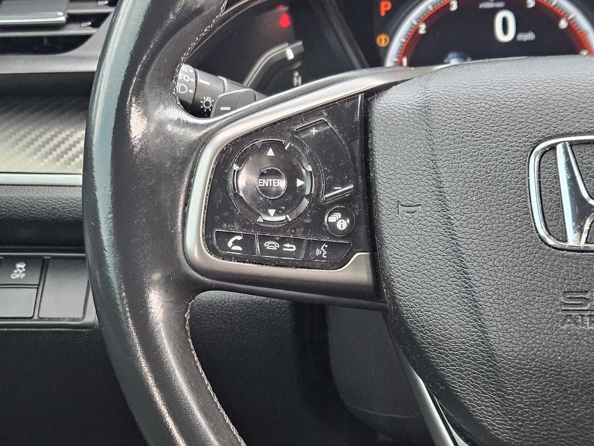 2019 Honda Civic Hatchback - Image 27