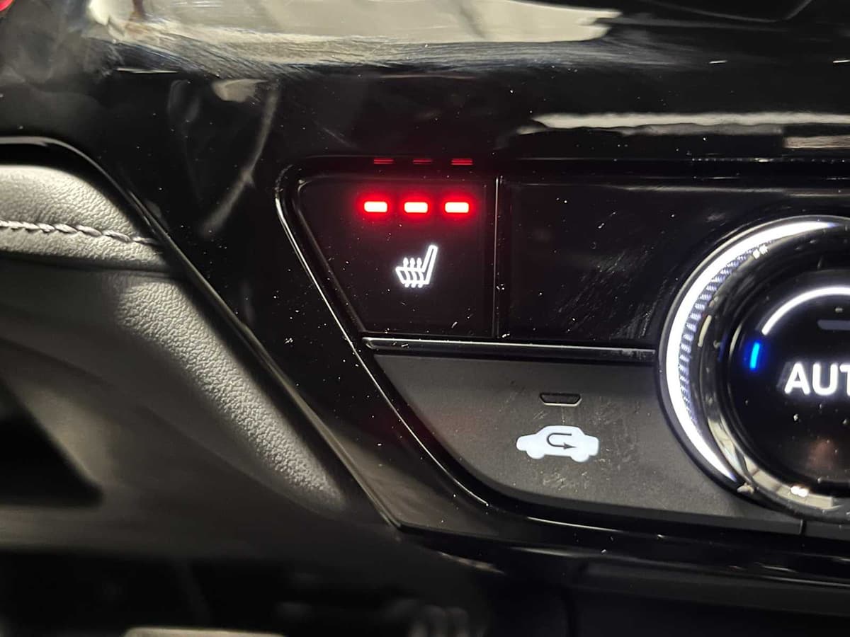 2026 Honda Accord Hybrid - Image 22
