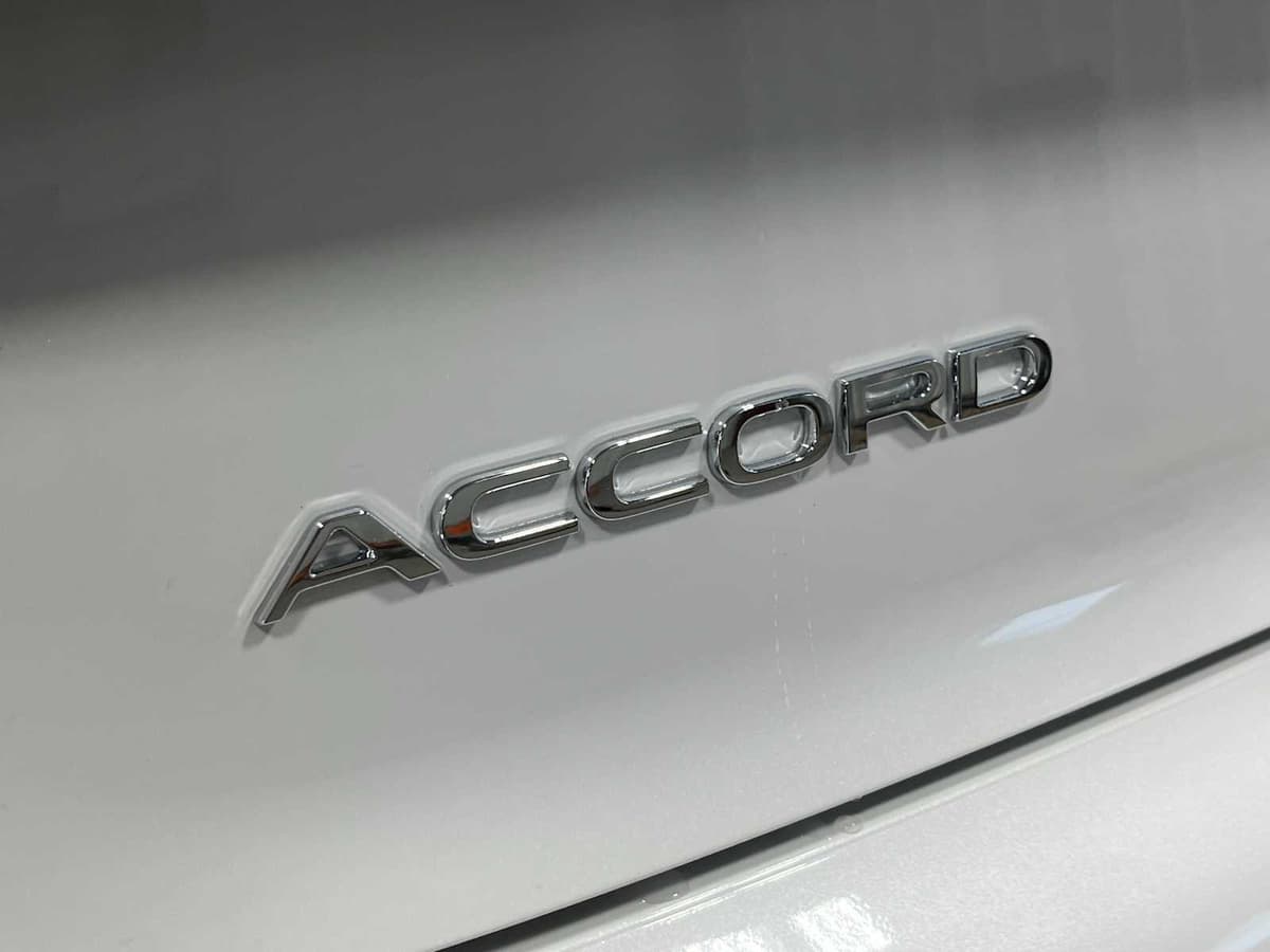 2026 Honda Accord Hybrid - Image 6
