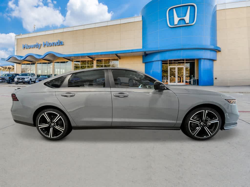 2026 Honda Accord Hybrid - Image 8