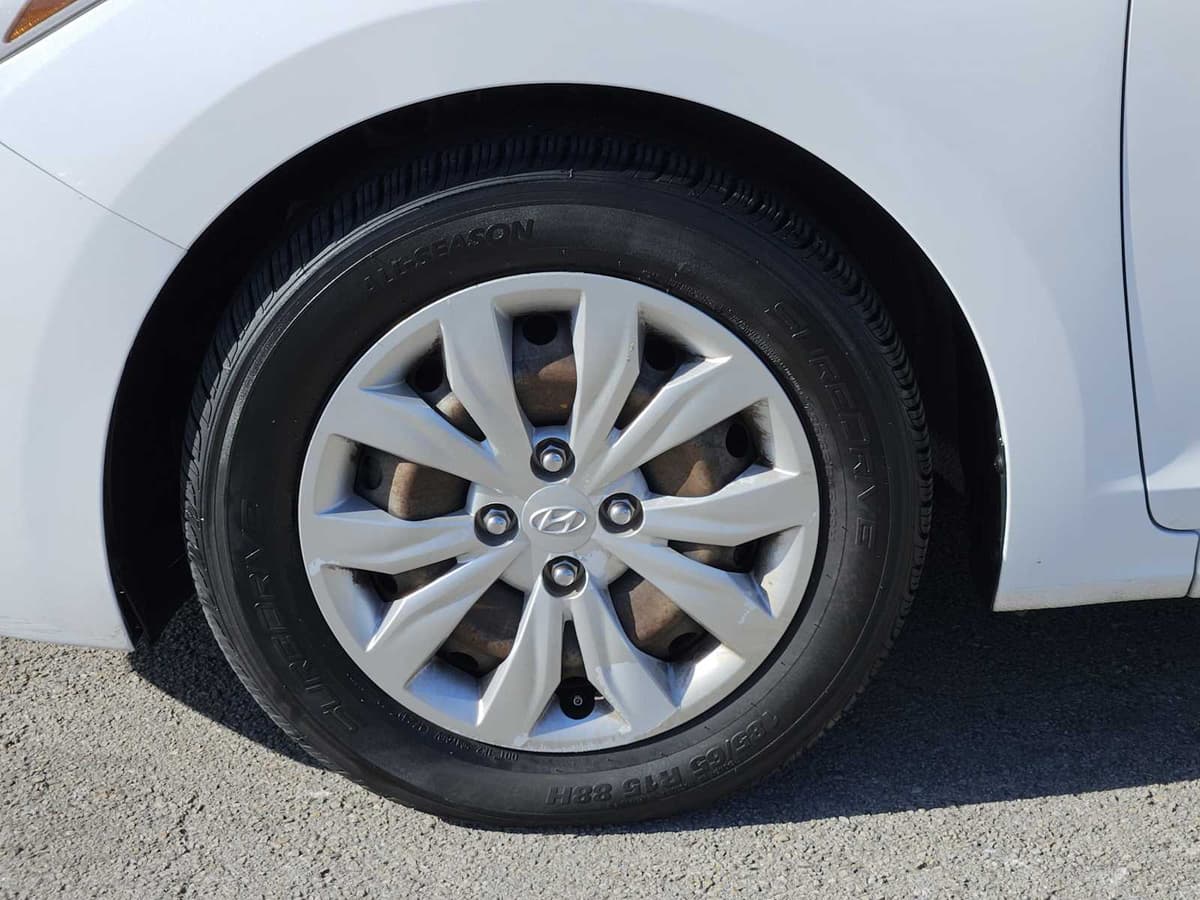 2021 Hyundai Accent - Image 8