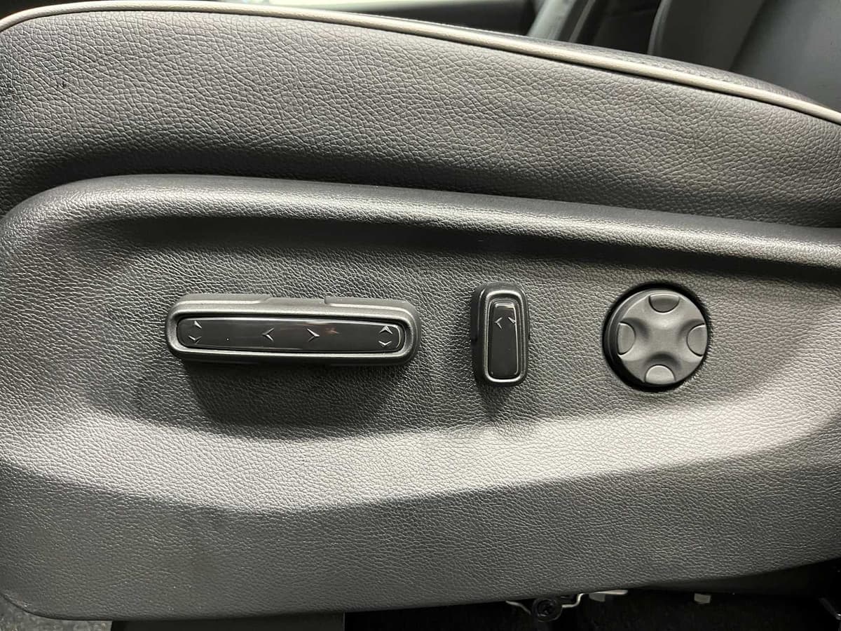 2026 Honda Odyssey - Image 12