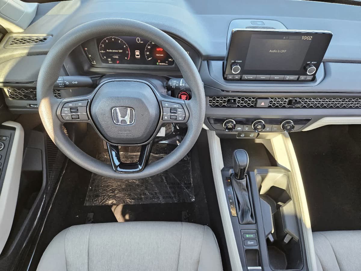 2025 Honda Accord - Image 21