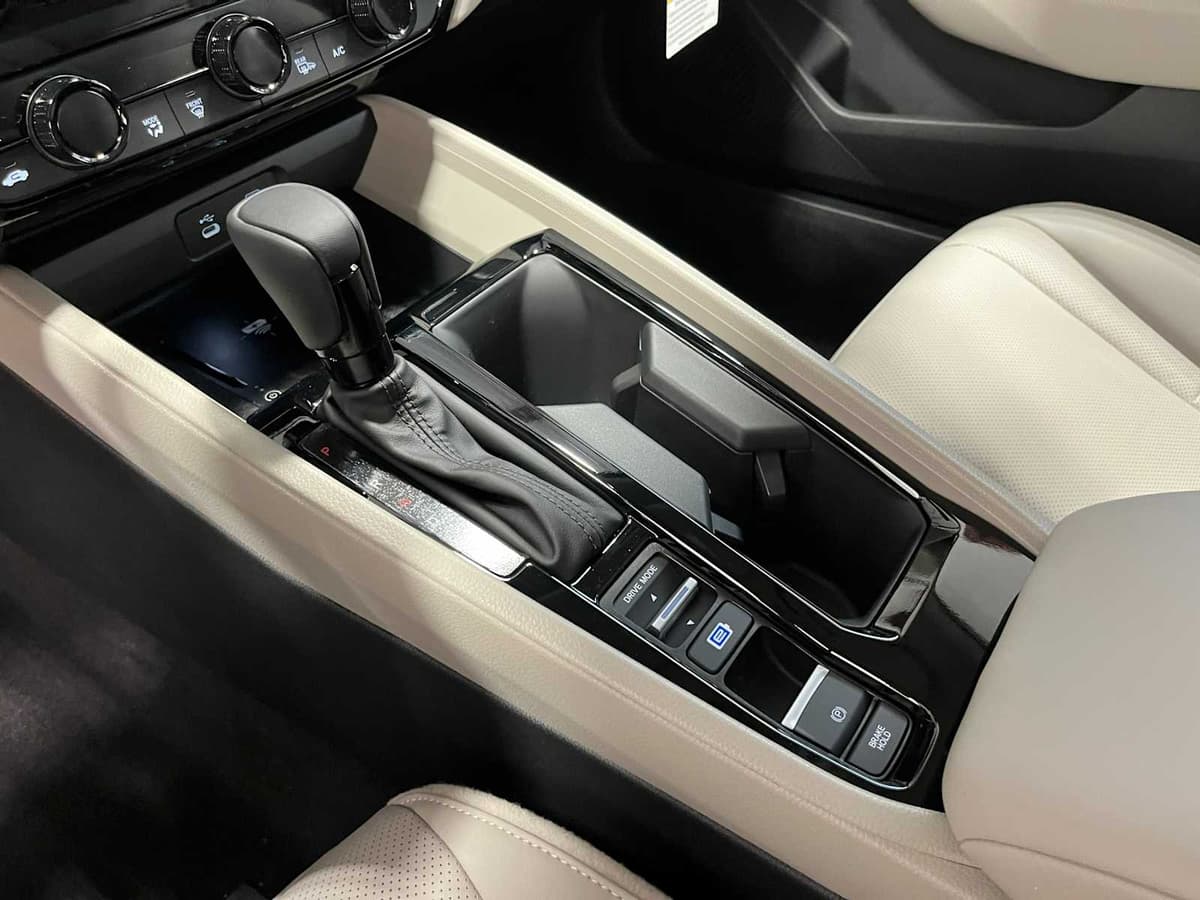 2026 Honda Accord Hybrid - Image 21