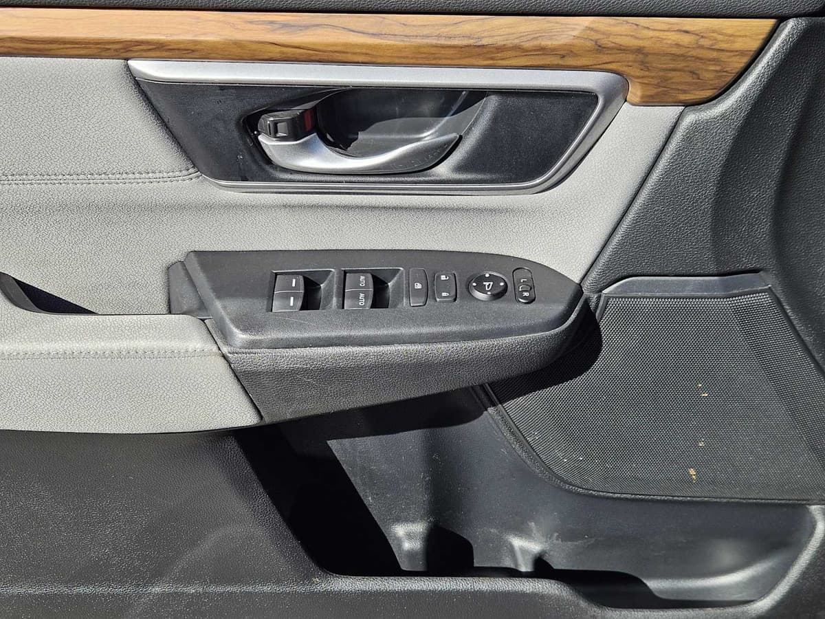 2020 Honda CR-V - Image 22