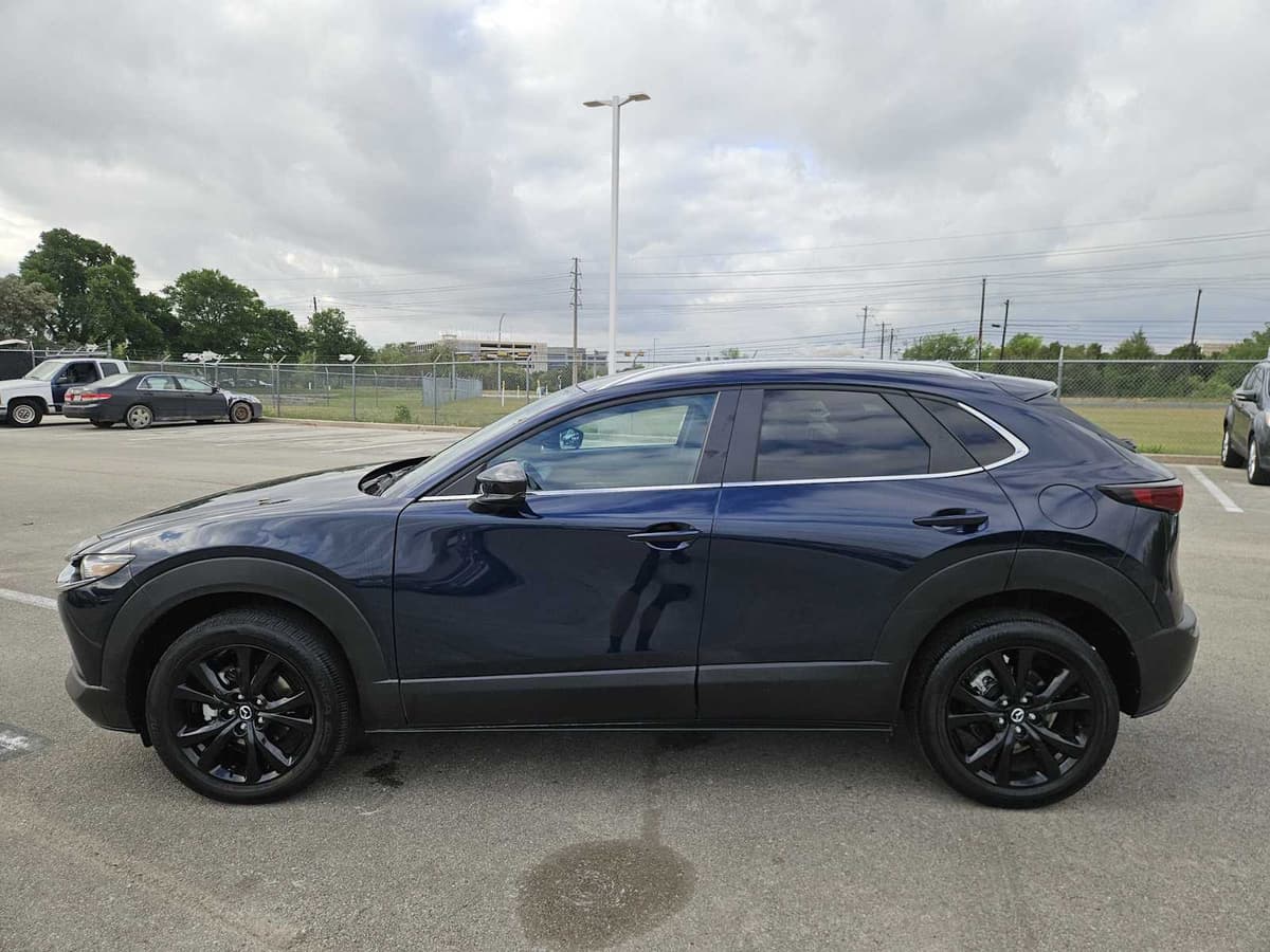 2025 Mazda CX-30 - Image 4