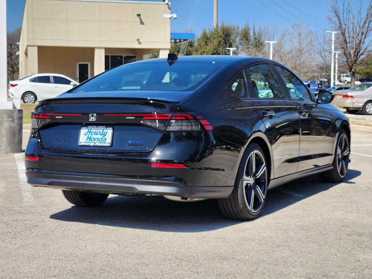 2026 Honda Accord Hybrid - Image 5