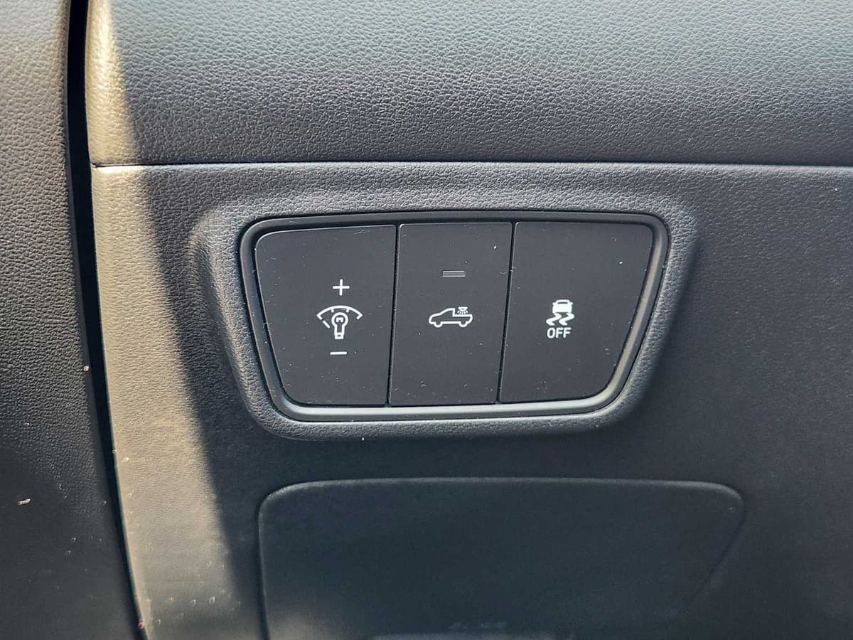 2023 Hyundai Santa Cruz - Image 20