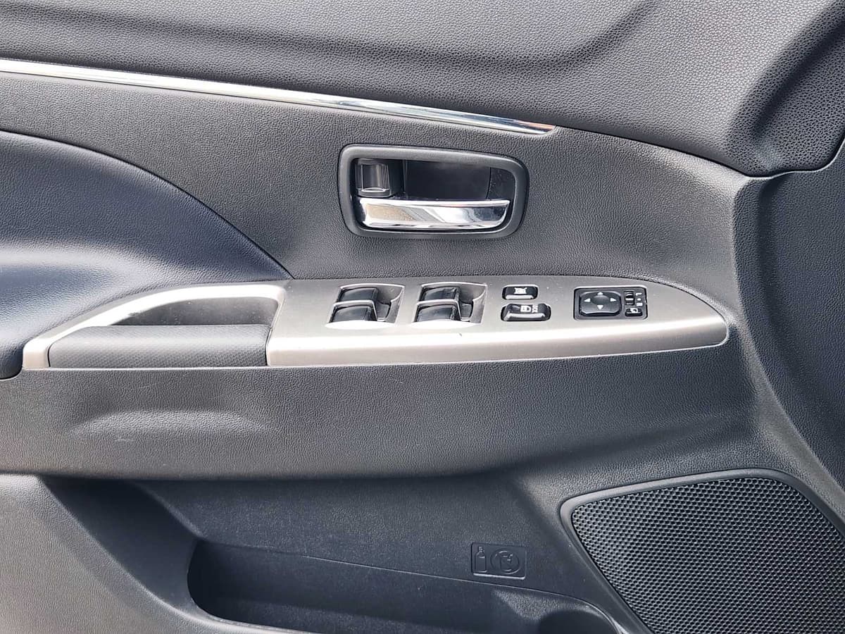 2022 Mitsubishi Outlander Sport - Image 23