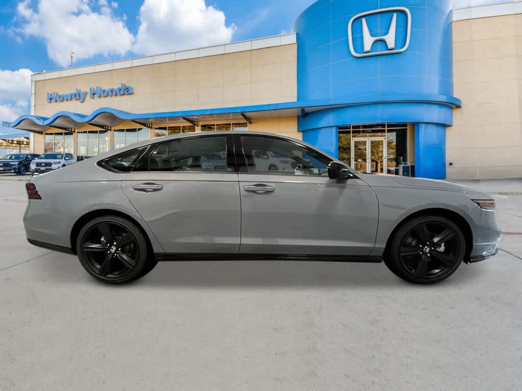 2026 Honda Accord Hybrid - Image 8