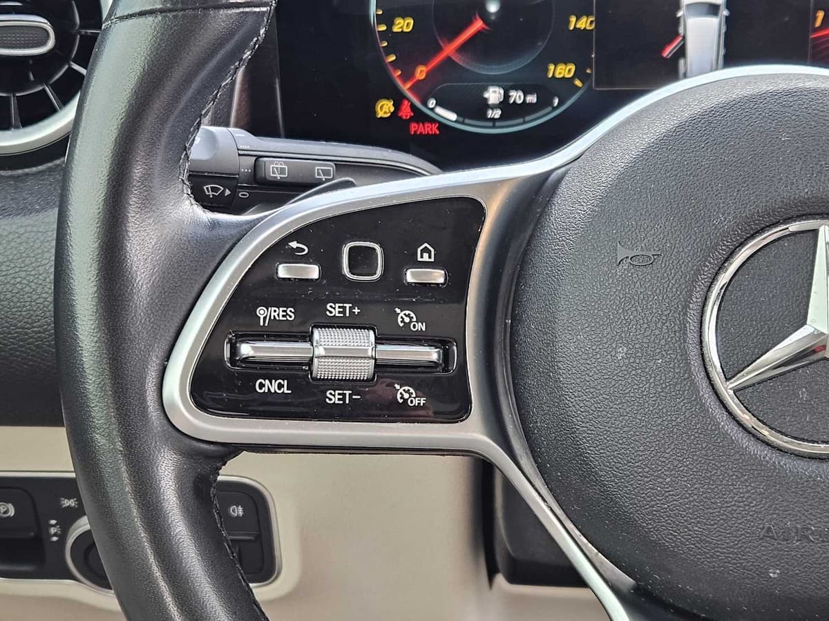 2022 Mercedes-Benz GLB 250 - Image 27