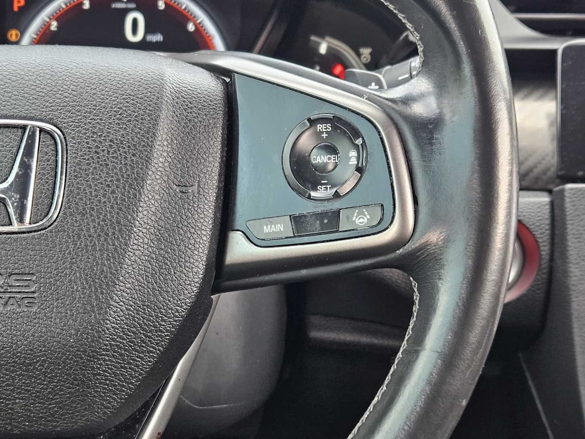 2019 Honda Civic Hatchback - Image 28