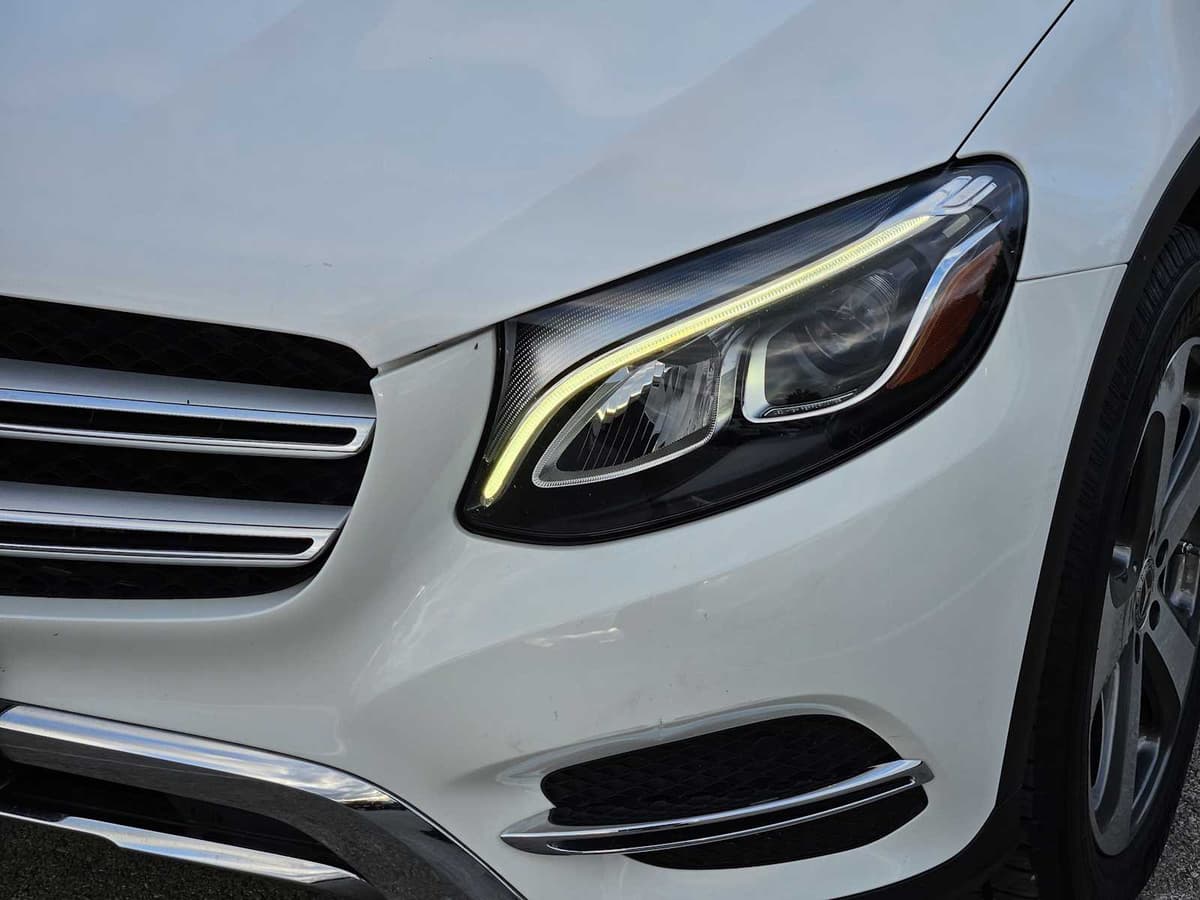 2017 Mercedes-Benz GLC 300 - Image 7