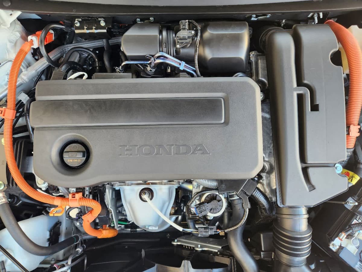 2025 Honda Accord Hybrid - Image 10